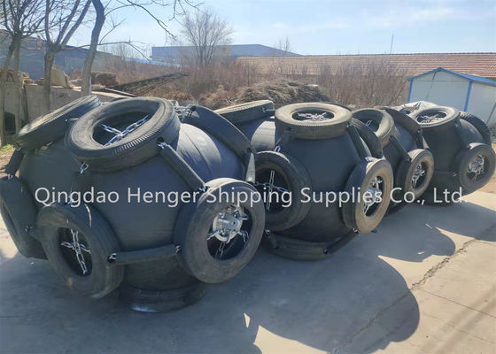 คุณภาพ อายุการใช้งานยาวนาน 24 เดือน การออกแบบบังโคลนยางลอยน้ำแบบนิวเมติกสำหรับเรือเดินทะเล 80kpa โดยมีอายุการใช้งาน 10 ปี โรงงาน