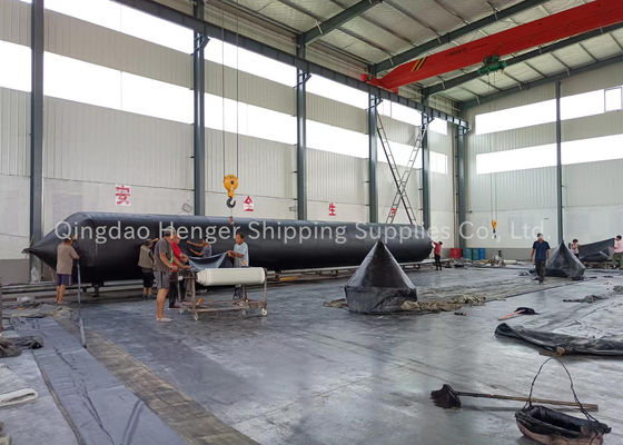 คุณภาพ BV Certified Marine Rubber Airbag and Pneumatic Rubber Fender with 4-25m Length and 6-8 Years Useful Life โรงงาน