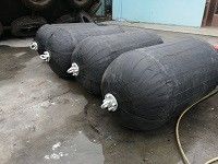 คุณภาพ ประเภทสลิงอุปกรณ์ป้องกันลมบังโคลนยางกันกระแทก โรงงาน