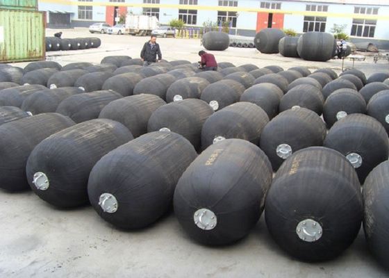 คุณภาพ Long Life Marine Pneumatic Rubber Fender ทนทานป้องกัน โรงงาน