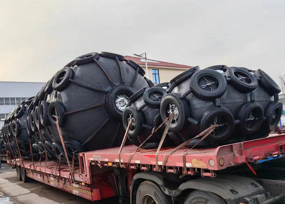 คุณภาพ 6 to 12 Years Design Life Pneumatic Marine Fender with 50kPa/80kPa Working Pressure for Ship-to-ship and Ship-to-dock Protection โรงงาน