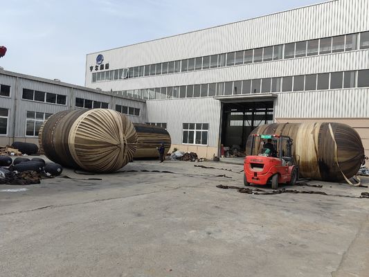 คุณภาพ STS โยโกฮาม่าชนิด Fender พลอย Pneumatic แฟนเดอร์ยางธรรมชาติ โรงงาน