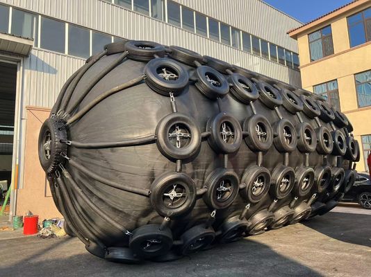 คุณภาพ ผลงาน กระบอกยางดํา ปนูมาติกเรือ Docking Fenders โรงงาน