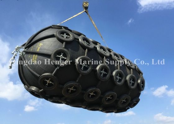 คุณภาพ Heavy Duty Yokohama Pneumatic Marine Fender สำหรับการเติมน้ำมัน Tanker Docking โรงงาน