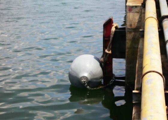 คุณภาพ ความยืดหยุ่นสูง แอนติเลคเกจ ทนต่อการแก่ตัว ฟองเต็ม Fender EVA Solid Fender สําหรับการใช้งานทางทะเล โรงงาน