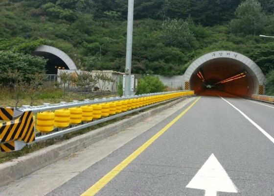 คุณภาพ สีแดง Barrier ป้องกันความปลอดภัยสำหรับ Roller Barrier สำหรับ Tunnel Entrance Tunnel Portal โรงงาน