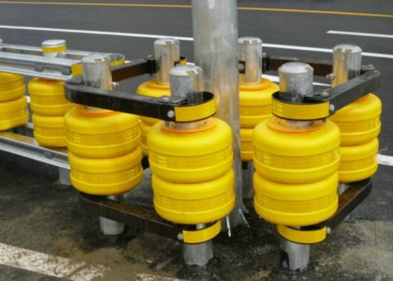 คุณภาพ สิ่งกีดขวางลูกกลิ้งทางหลวงวัสดุหน่วงไฟเพื่อลดอุบัติเหตุจราจร โรงงาน