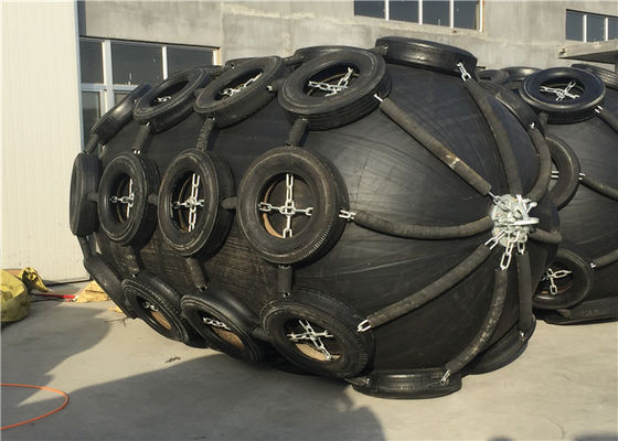 คุณภาพ การซึมผ่านของอากาศสูงนิวเมติก Marine Fender 0.05MPA สำหรับการชนเรือ โรงงาน