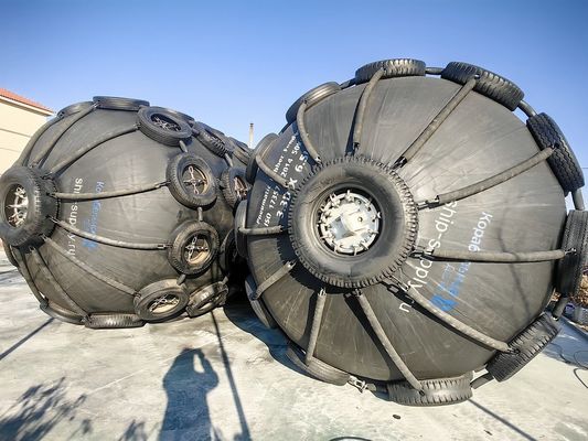 คุณภาพ ความดันภายใน 50/80Kpa เครื่องปนูเมติกเรือ Fenders ความดันเริ่มต้น 50Kpa การปรับ 60% โรงงาน