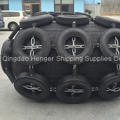 คุณภาพ โยโกฮาม่า Net-Type Floating Pneumatic Marine Rubber Fenders 50/80kpa Chain Tire Net เรือต่อเรือ / ท่าเรือ ISO 17357 สีทั้งหมด โรงงาน
