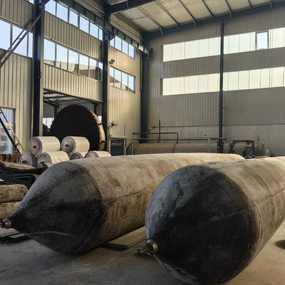 คุณภาพ Henger Airbags ยางเรือสําหรับการเปิดเรือ มาตรฐาน ISO14409 โรงงาน