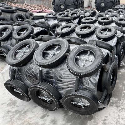 คุณภาพ บังโคลนโฟม EVA แบบกำหนดเองสำหรับการป้องกันทางทะเล โรงงาน