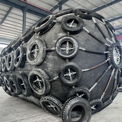 คุณภาพ แรงดันภายในเริ่มต้น 80kpa ประเภทตาข่ายกันชนทางทะเล เหมาะสำหรับการดูดซับแรงกระแทกของเรือเดินทะเลและระบบความปลอดภัยท่าเรือ โรงงาน