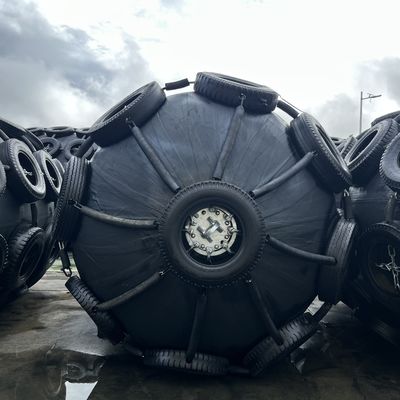 คุณภาพ Heavy Duty Pneumatic Rubber Fender Inflatable Yokohama Type Fender for Protection of Large Oil Tankers and Gas Carriers โรงงาน
