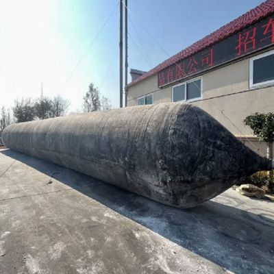 คุณภาพ กระเป๋าอากาศยางเรือที่กําหนดเอง เหมาะสําหรับการเปิดเรือและการจอดเรือ โรงงาน