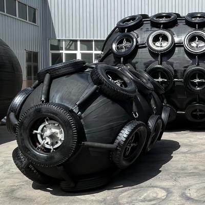 คุณภาพ CCS/BV/LR/DNV Certified High-Quality Black Pneumatic Rubber Fender for STS/STD Applications โรงงาน