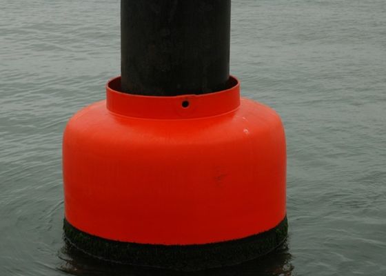 คุณภาพ บังโคลนเรือที่กำหนดเองที่มีประสิทธิภาพสูงโฟมกันชน โรงงาน