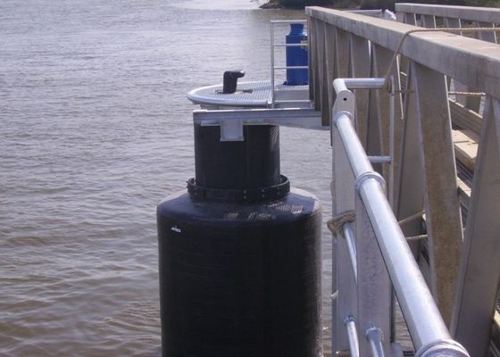 คุณภาพ บังโคลนเรือที่กำหนดเองที่มีประสิทธิภาพสูงโฟมกันชน โรงงาน