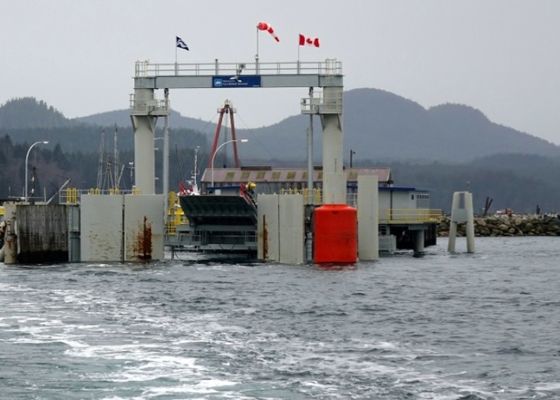 คุณภาพ EVA Foam Filled Fender วัสดุ EVA สำหรับการป้องกันเรือ โรงงาน