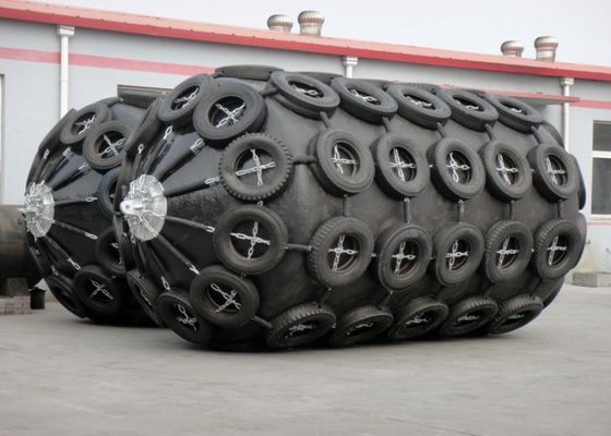 คุณภาพ Barge Tyre Dia 600mm Foam Filled Fender พร้อมโซ่และยาง โรงงาน