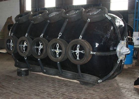 คุณภาพ ยาง Dock Ship Netted Yokohama Type Foam Filled Fender โรงงาน