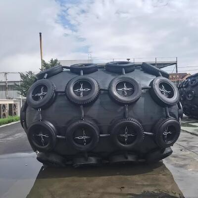 คุณภาพ Heavy Duty Pneumatic Rubber Fender Inflatable Yokohama Type Fender for Protection of Large Oil Tankers and Gas Carriers โรงงาน