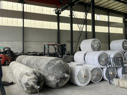 คุณภาพ Marine Rubber Airbag with High Grip Surface Pattern for Stable Shipyard Positioning in 0.8-3 M Diameter and 4-25 M Length โรงงาน