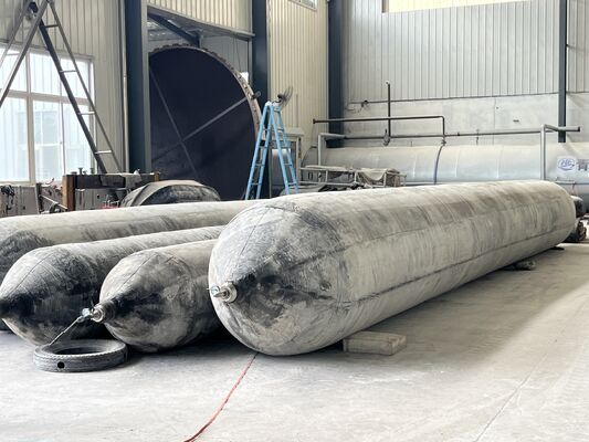 คุณภาพ Marine Rubber Airbag with Stainless Steel Mounting Hardware for Corrosion Free Installation and 0.8-3 M Diameter โรงงาน