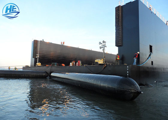 คุณภาพ Dia 1.5m L20m เรือเปิดตัวถุงลมนิรภัย Rubber Marine Salvage Airbag โรงงาน