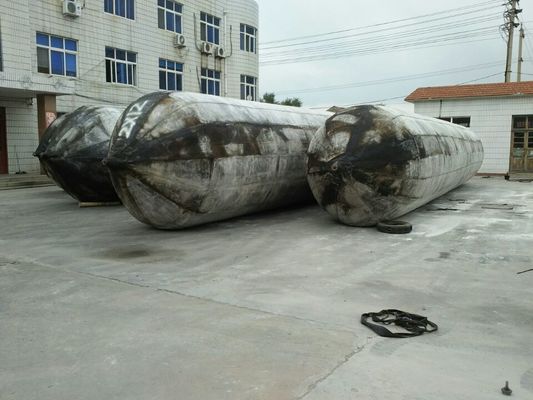 คุณภาพ การยกของหนัก D0.5-4.5 เรือเปิดตัวถุงลมนิรภัย Salvage Aid Airbags โรงงาน