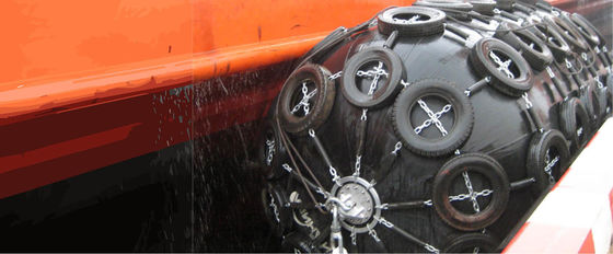 คุณภาพ โฟมทรงกระบอกมารีนเติมบังโคลนเรือขนาดใหญ่ที่กำหนดเอง โรงงาน