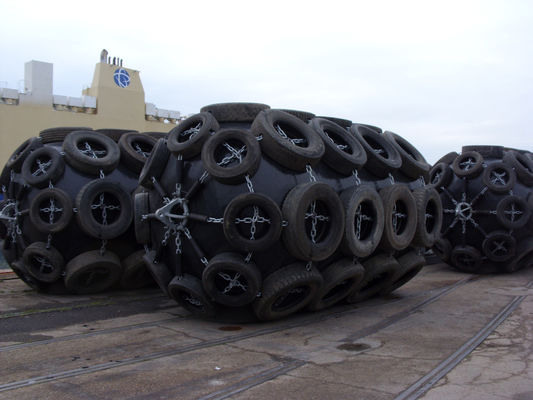 คุณภาพ Marine Iso 17357 รับรองยางกันกระแทก Yokohama 50kpa D1.5M * L3.0M โรงงาน