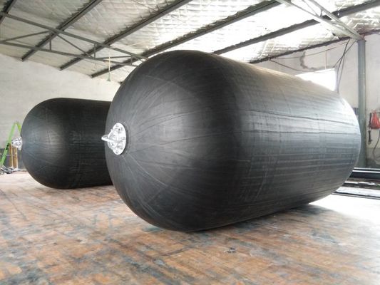 คุณภาพ เรือเดินทะเลแบบเป่าลม Yokohama Type Pneumatic Rubber Fender 2.4x4m Ship Berth โรงงาน