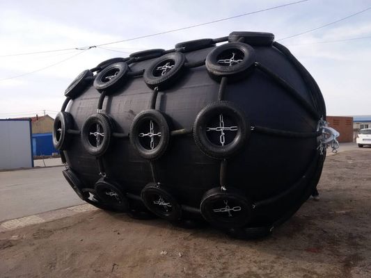 คุณภาพ เชือกตาข่ายลอยยางกันกระแทกยางลม Pneumatic Marine Fender d Type Fender โรงงาน