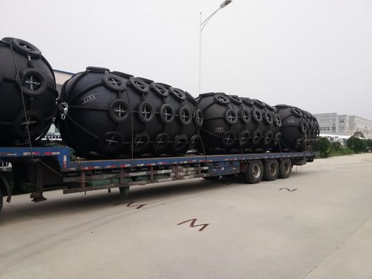 คุณภาพ เชือกตาข่ายลอยยางกันกระแทกยางลม Pneumatic Marine Fender d Type Fender โรงงาน