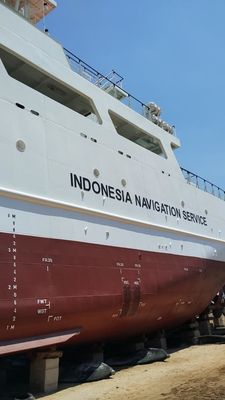 คุณภาพ ถุงลมนิรภัยกู้ภัยทางทะเล 250T/M เปิดตัวและยกถุงลมนิรภัย โรงงาน