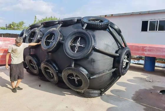 คุณภาพ เรือเทียบท่า Marine Pneumatic Rubber Fender Yokohama Type BV Certificated โรงงาน