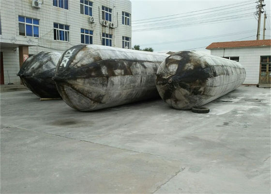 คุณภาพ Buoyance Aid Marine Salvage ถุงลมนิรภัยยางลมพร้อมวาล์วนิรภัย โรงงาน