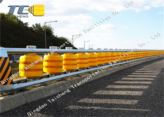 คุณภาพ Highway Safety Guardrail Roller Barrier Crash Barrier EVA Rolling Barrels โรงงาน