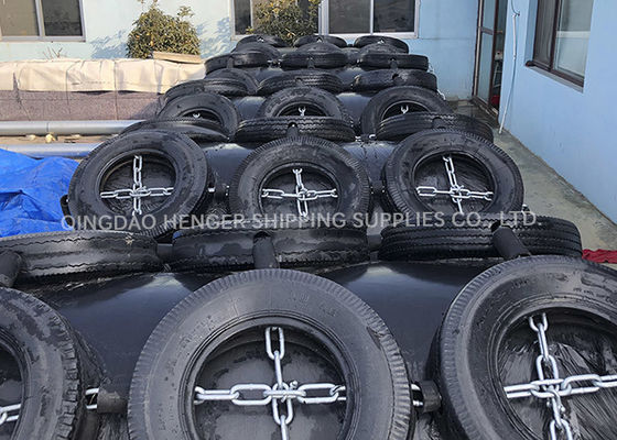 คุณภาพ Customized Height Foam Filled Fender Protect Ship Board Production Time 5 to 10 Days Durable Marine Dock Bumper Solution โรงงาน