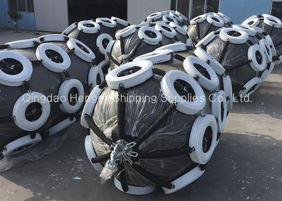 คุณภาพ ISO17357 Compliant Pneumatic Rubber Fender with Customized 0.3-4.8 M Size and 50kpa & 80kpa Pressure for Marine Applications โรงงาน